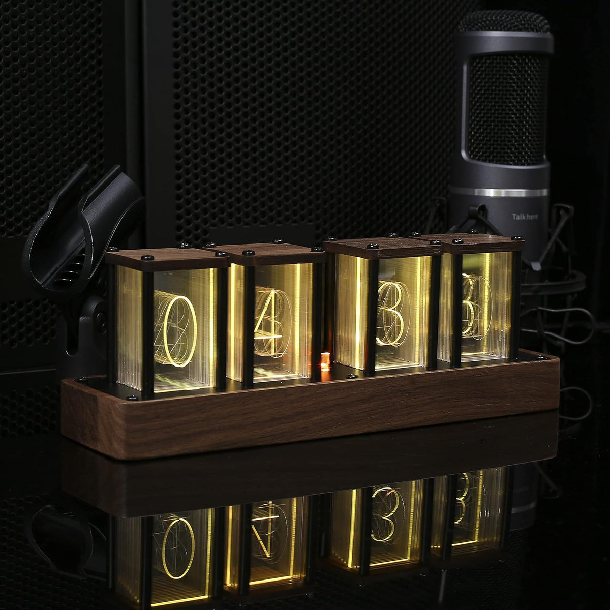 ClocTeck Nixie Tube Clock – Brown, Walnut & 6 Tubes - Flex Gamingproduct_type