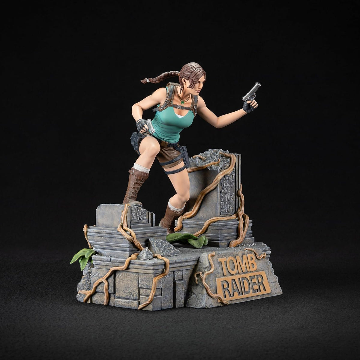 Dark Horse Tomb Raider – Lara Croft Jungle PVC Statue - Flex Gamingproduct_type