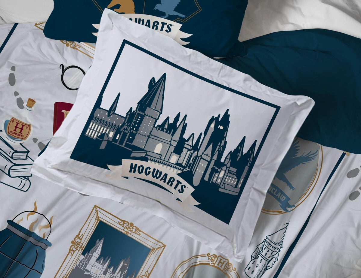 Jay Franco Licensed Pop Culture Comforter Bedding Set – 7 Sizes & 25 Designs - Flex Gamingproduct_type
