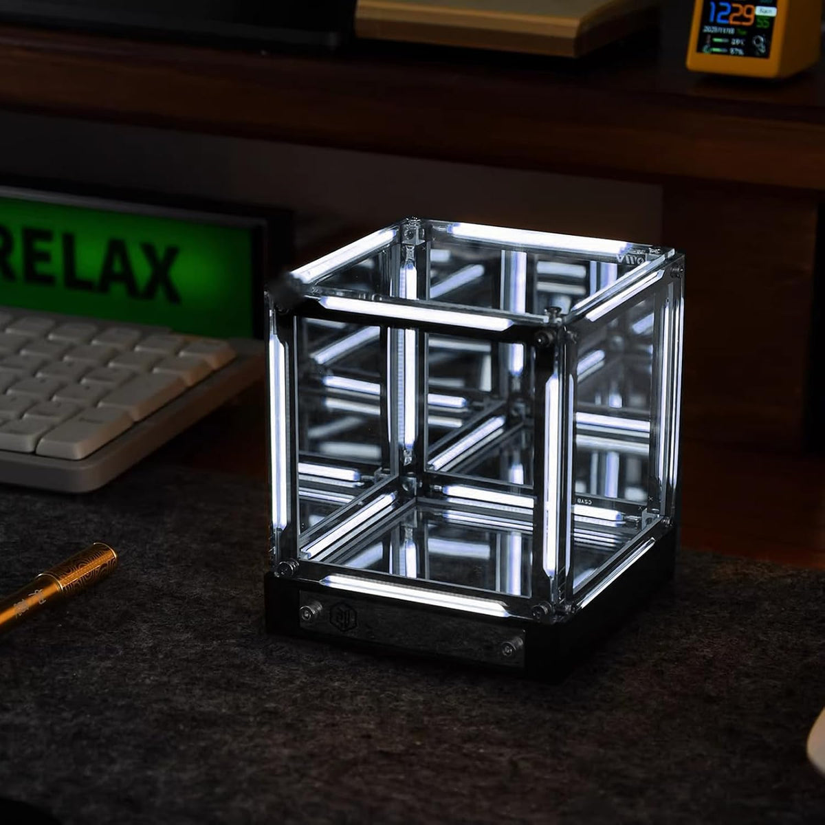 LONYIABBI 4D Mirror Cube Lamp – 2 Colors - Flex Gamingproduct_type