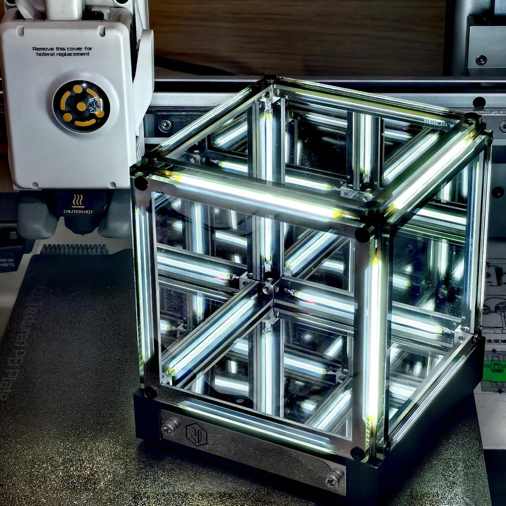 LONYIABBI 4D Mirror Cube Lamp – 2 Colors - Flex Gamingproduct_type