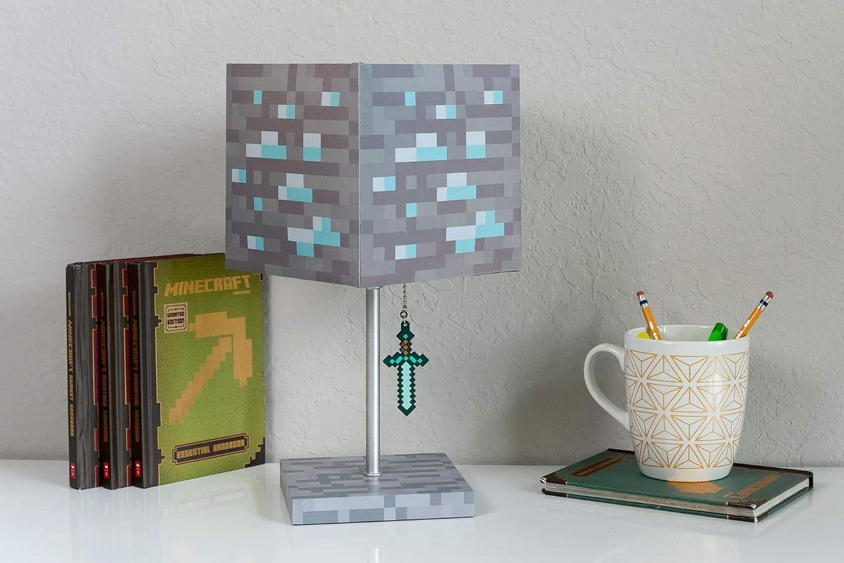 Minecraft Diamond Ore Block LED Desk Lamp with Diamond Sword Puller - Flex Gamingproduct_type
