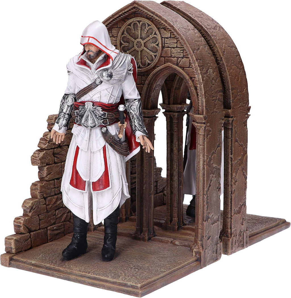 Nemesis Now Assassin's Creed Altaïr & Ezio Bookends – Hand-Painted Resin, 24cm - Flex Gamingproduct_type