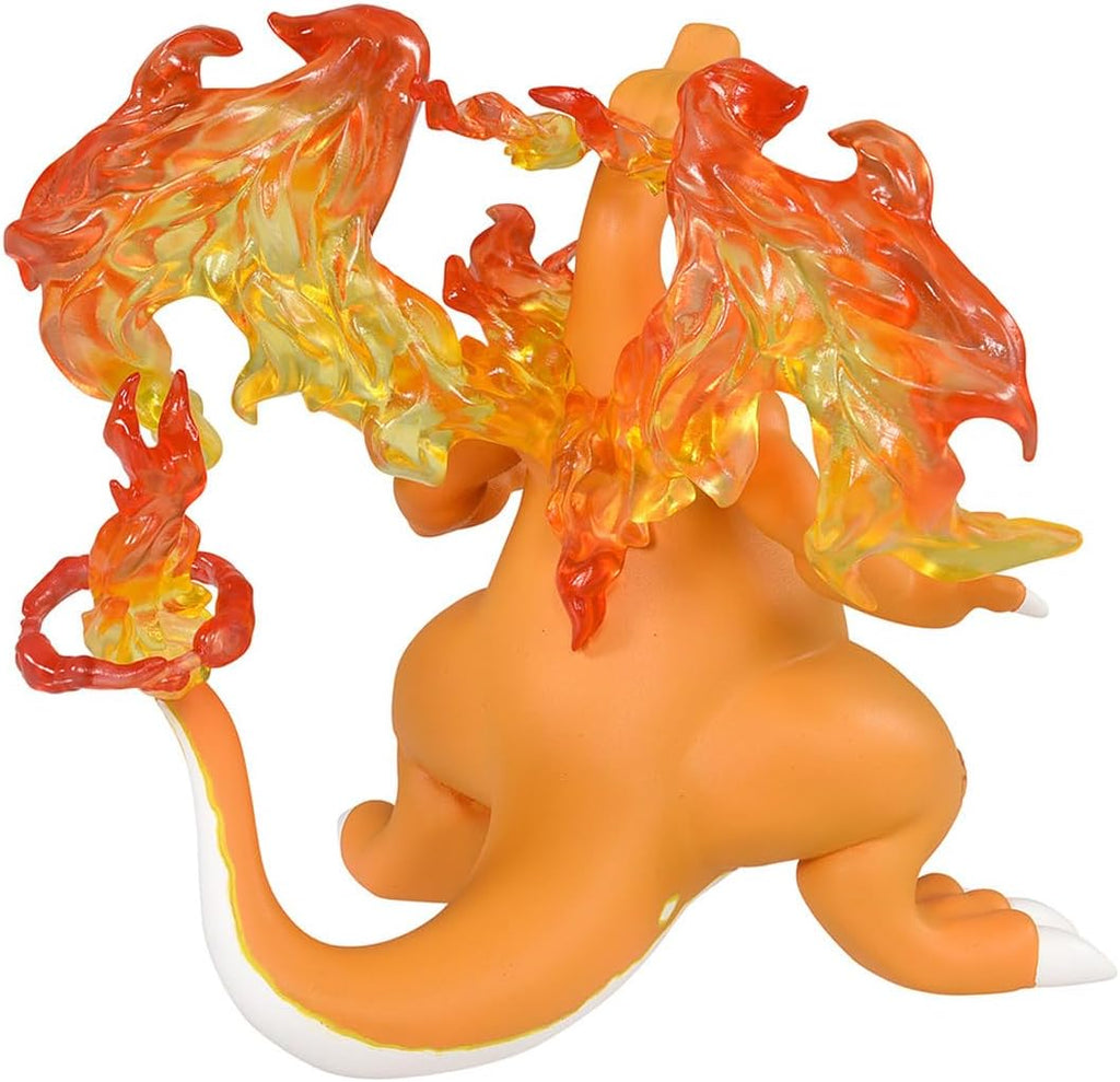 Takara Tomy Pokémon Moncolle Charizard Gigantamax Figure – 10cm - Flex Gamingproduct_type